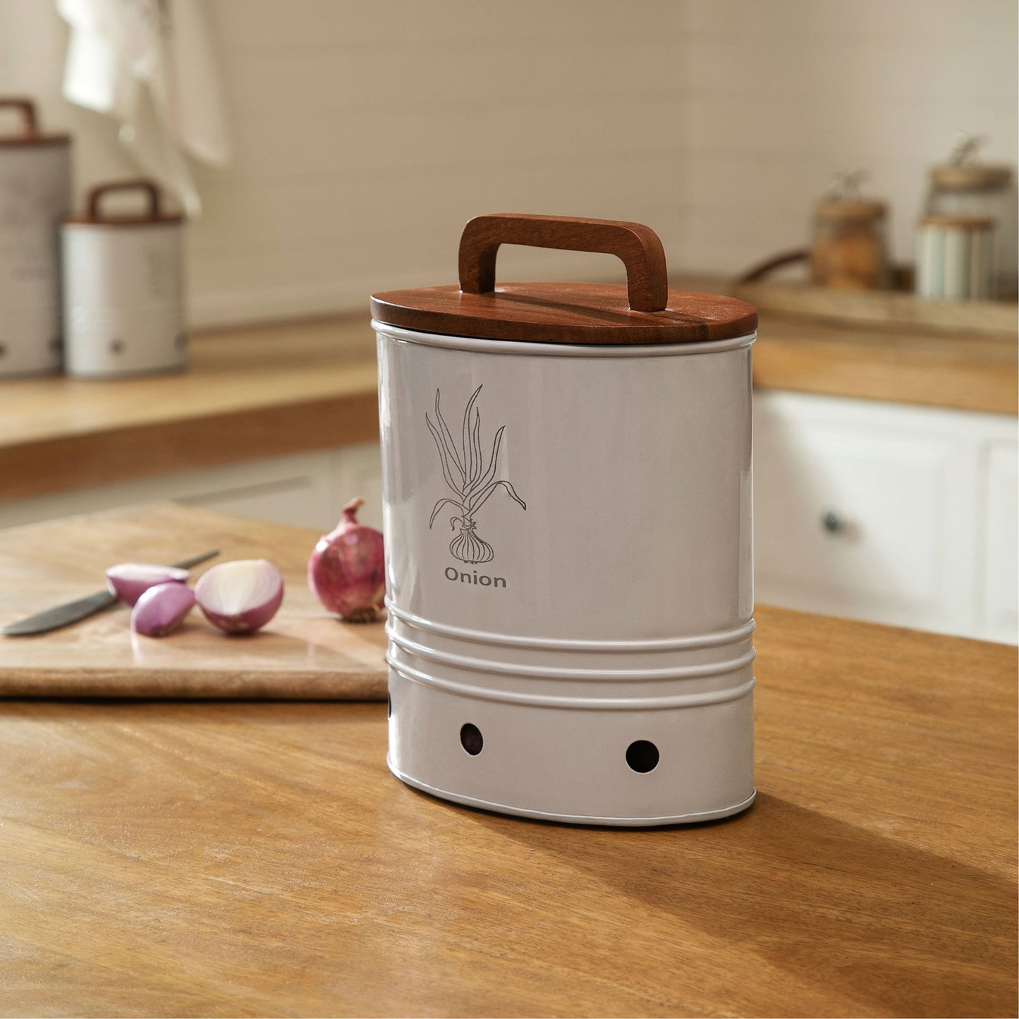 Onion Storage Barrel With Wooden Lid (2 colors)