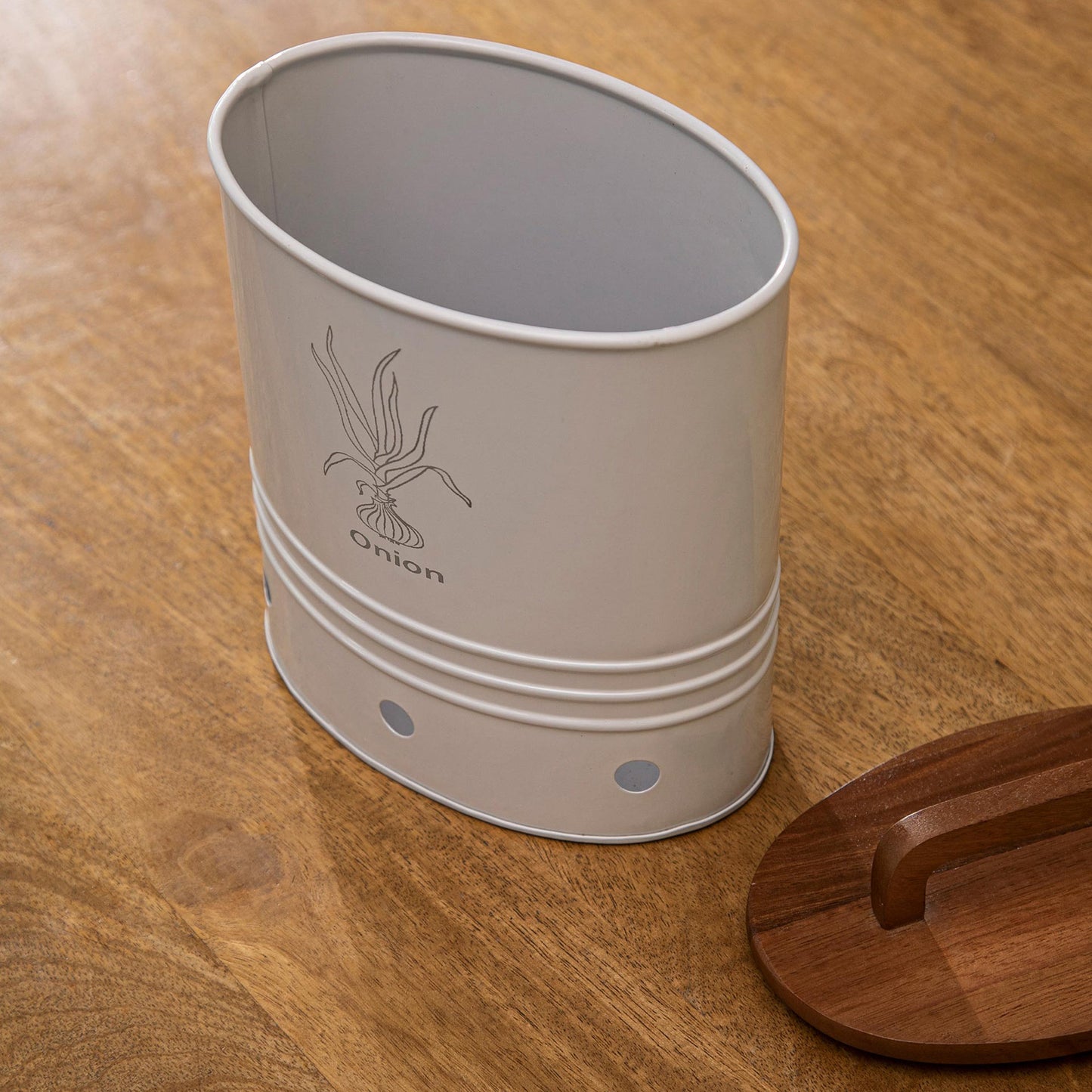 Onion Storage Barrel With Wooden Lid (2 colors)