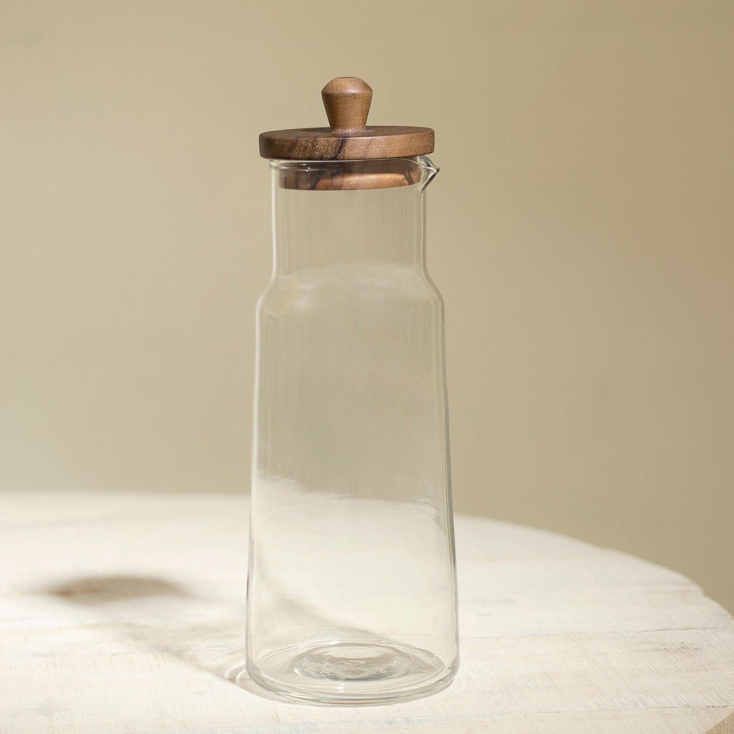 Fryst Glass Carafe with Wooden Lid