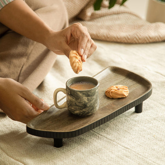 Orbis Asymmetric Tri Legged Platter