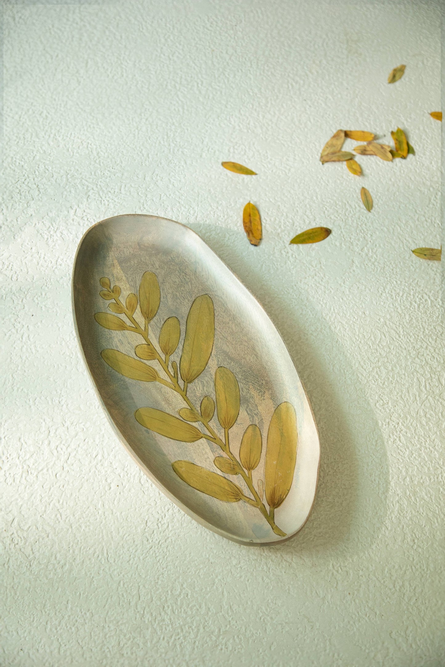 Wisteria Yellow Platter